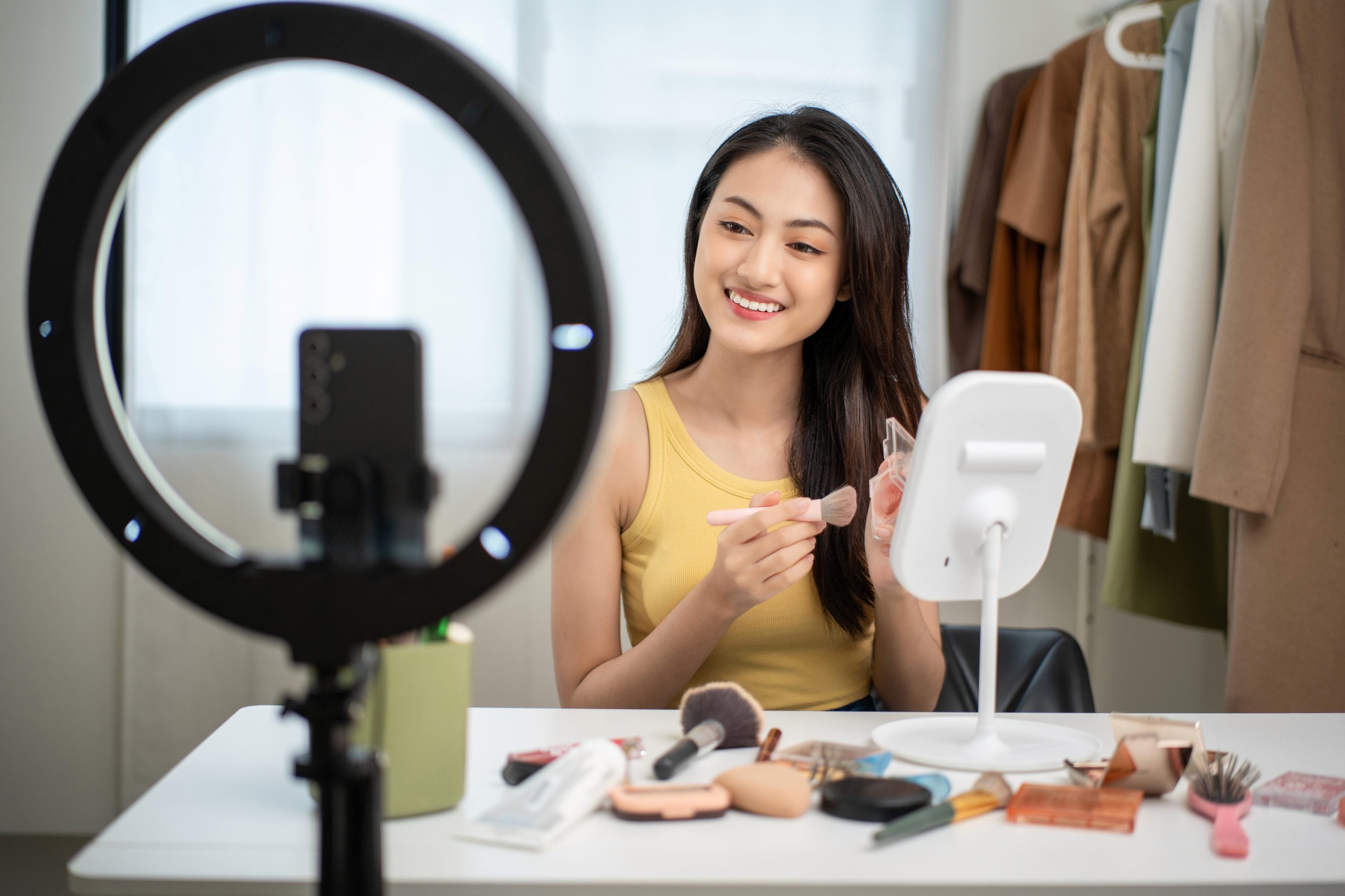 Memilih Best AI Video Generator Terbaik untuk Bisnis Kecil